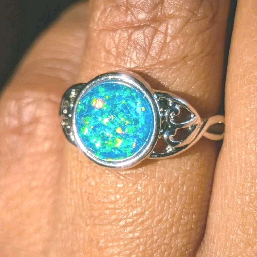Art Deco Sparkling Silver Plated Dragon Breath Glass Glitter Simulated Opal Ring